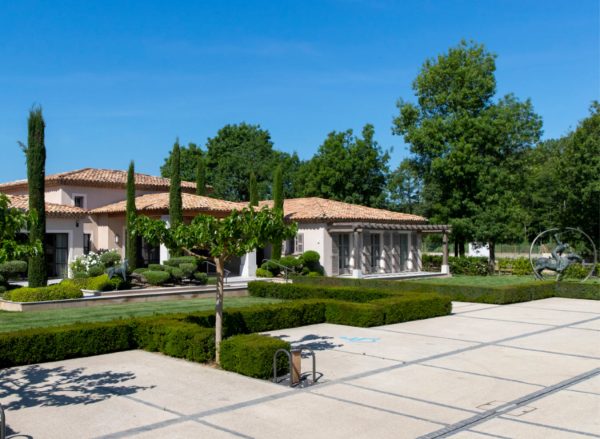 Site internet Haras de Gassin - Polo club saint-tropez - agence de communication R Numérique